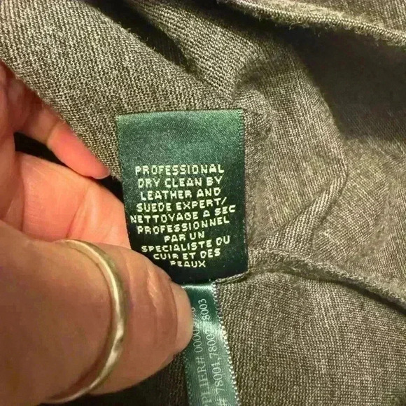 Lauren Ralph Lauren long sleeve 3/4 zippered front with leather on sleeves size2 - Picture 14 of 14